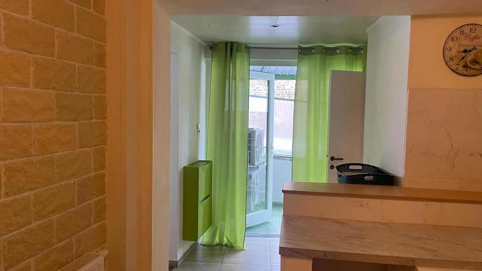 Studio With Furnished Terrace And Wifi At Charleroi