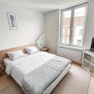 Apartamento Station 173 D Bruxelles-charleroi-airport, Charleroi